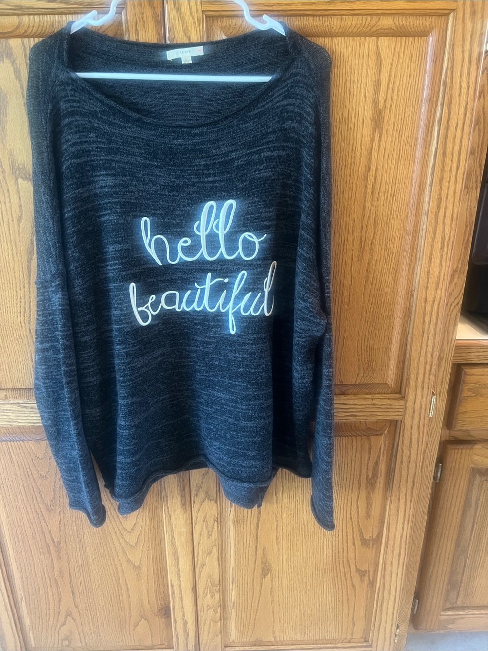 Le Lis Black Scoop Neck "Hello Beautiful" Pullover